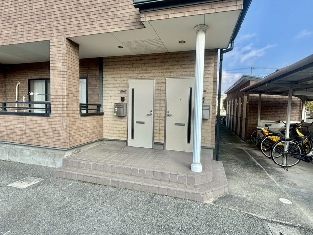 エクセレント・ハウスⅡのエントランス