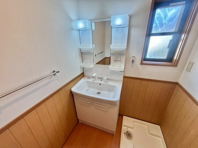 エクセレント・ハウスⅡの独立洗面台