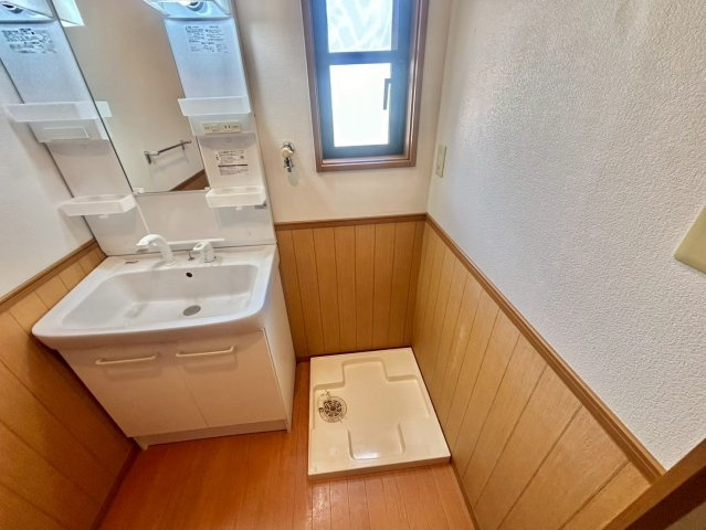 エクセレント・ハウスⅡの洗面所