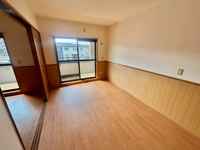 エクセレント・ハウスⅡの洋室