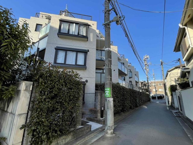 インペリアル表参道の外観