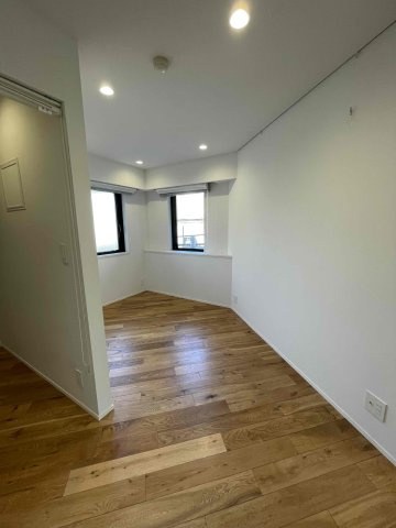 インペリアル表参道の洋室