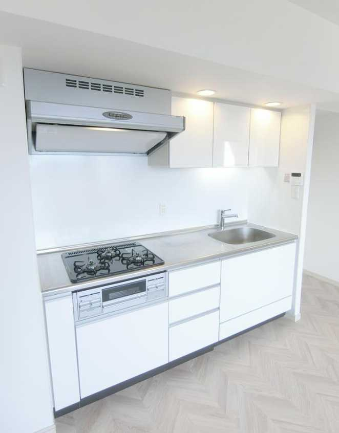 プラウドフラット三軒茶屋　オートロック　高層階　南西角部屋のキッチン