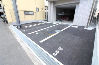 【駐車場】 | エスリード弁天町グランツ