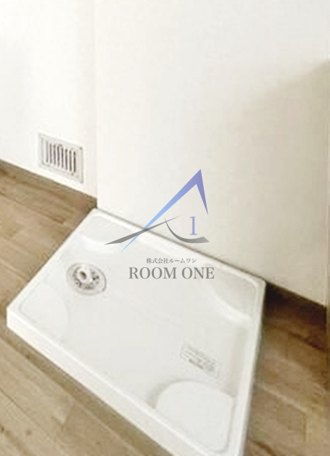 ファミールミカドの設備|洗濯機置き場です。