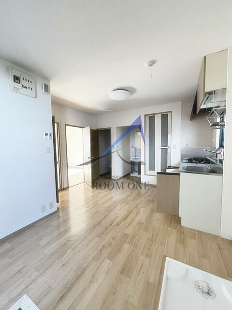 ファミールミカドの居間・リビング|洋室のお部屋です。