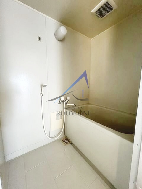 ファミールミカドの浴室|お風呂です。