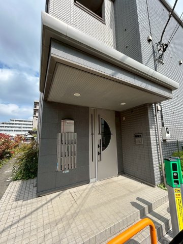 【エントランス】