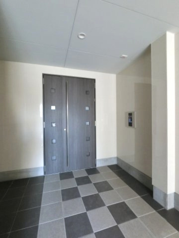 【エントランス】