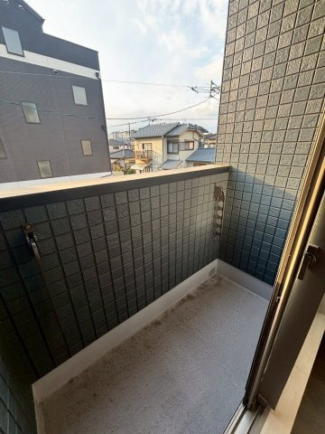 桜戸建てＢのバルコニー