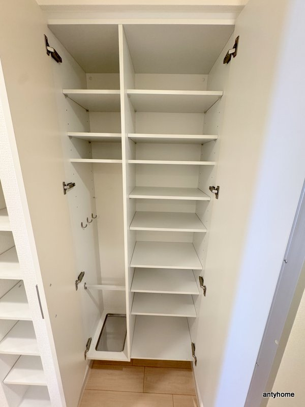 アーバネックス四ツ橋　仲介手数料無料の収納