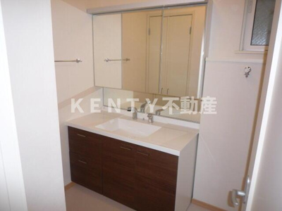 【洗面所】 | デザインコート旗の台 | コンパクトで使いやすい洗面所