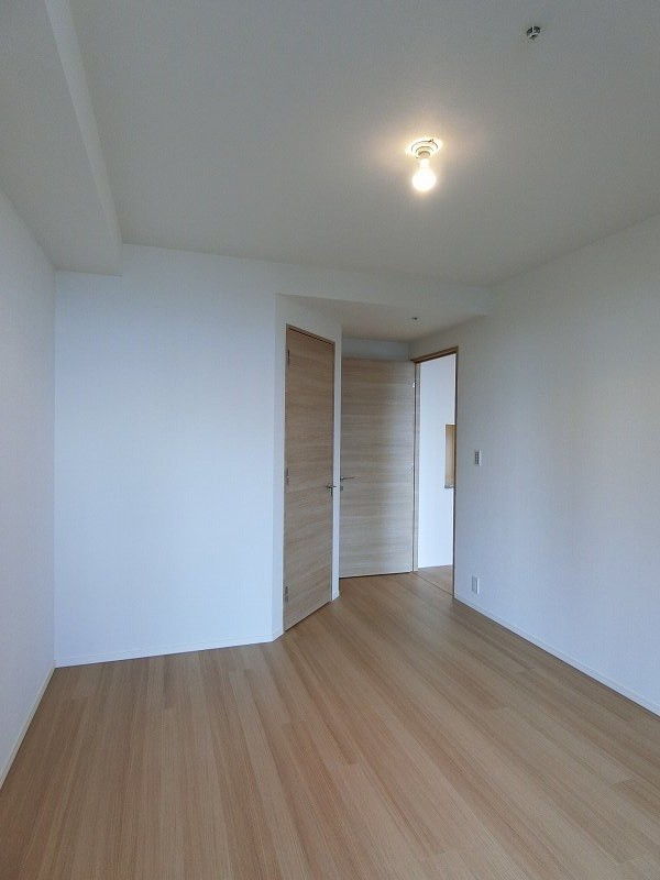 【バルコニー】