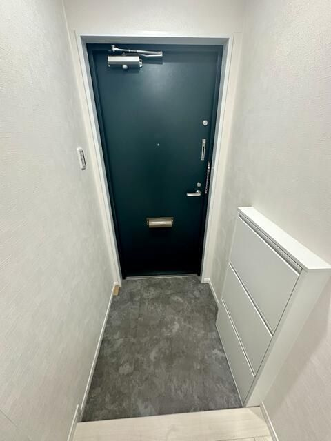 メイゾン小竹向原の玄関