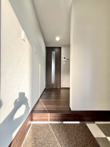 桜戸建Ｂの玄関