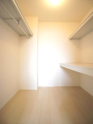 【収納】 | ボン・シャンスA | ウォークインクロゼット付きでお部屋はスッキリ♪