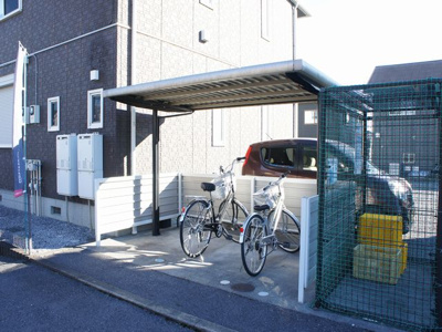 【その他共用部分】 | ボン・シャンスA | 屋根付きの駐輪場があります♪