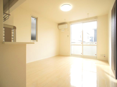 【居間・リビング】 | ボン・シャンスA | ゆったりできるリビングです♪