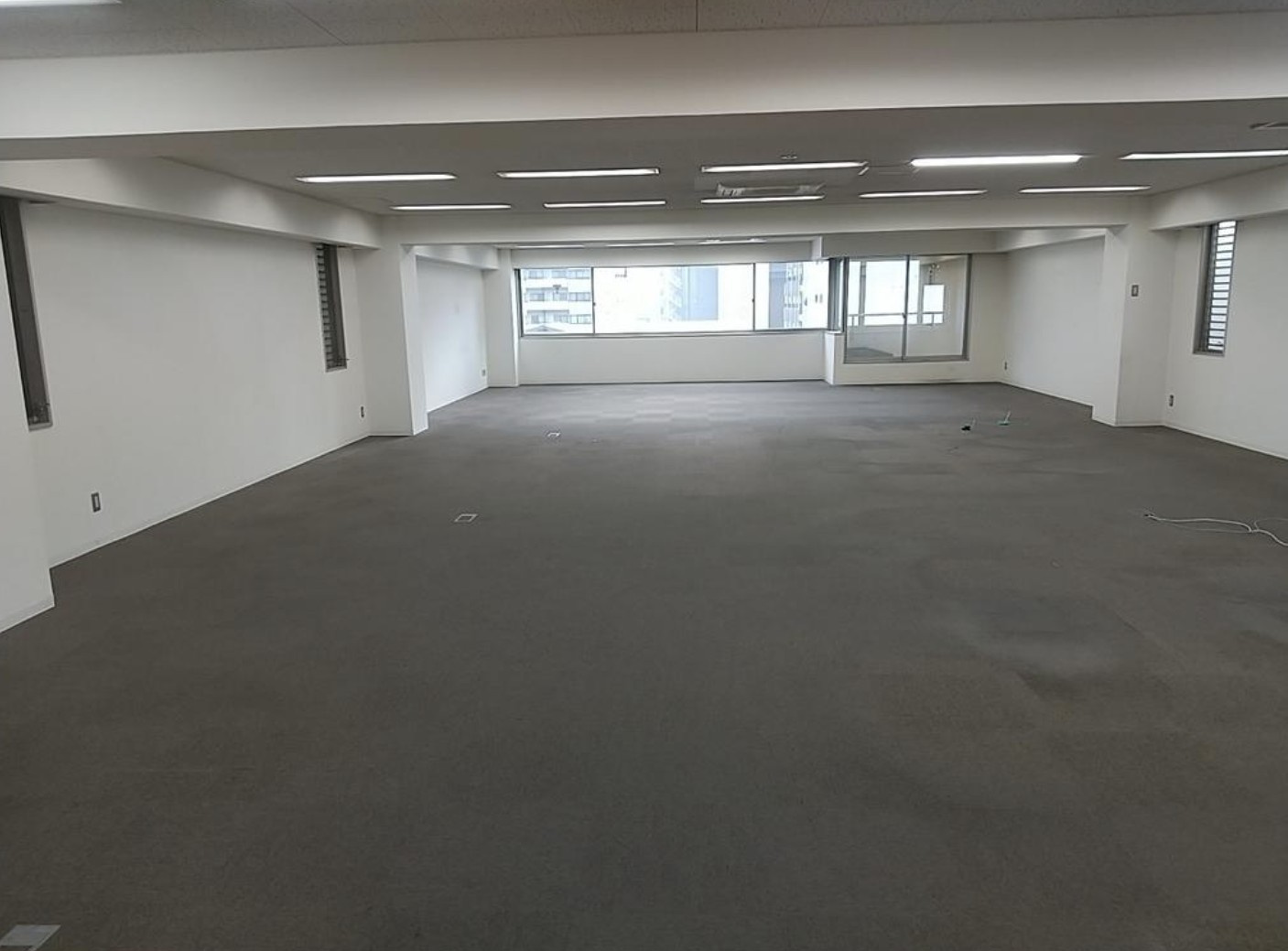 ブルーク長堀橋ビルの内装