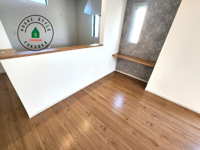 福岡市屋形原1丁目第2-2棟(2号棟)の内観：施工例|キッチンから立ち込める香りが今日の料理を期待させます。