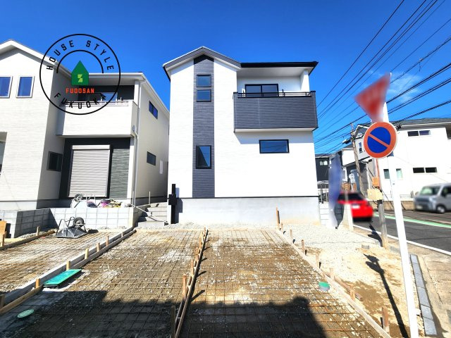 福岡市屋形原1丁目第2-2棟(2号棟)の前面道路含む現地写真|見学の時間などお気軽にお問い合わせ下さい。