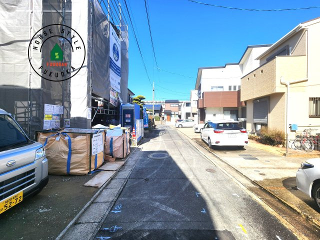 福岡市早良区飯倉3丁目第20-2棟（1号棟）の前面道路含む現地写真|前面道路です。