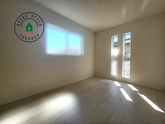 福岡市早良区飯倉3丁目第20-2棟（2号棟）の内観：施工例|主寝室には収納力に優れたクローゼットがありますので、お部屋もすっきり片付きます。