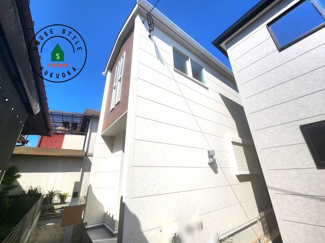 福岡市早良区飯倉3丁目第20-2棟（2号棟）の前面道路含む現地写真|見学の時間などお気軽にお問い合わせ下さい。