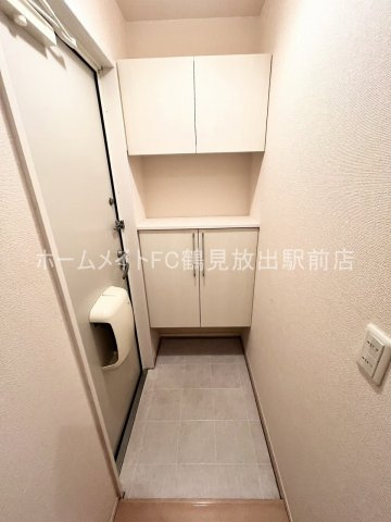 エスポワールKⅢの玄関