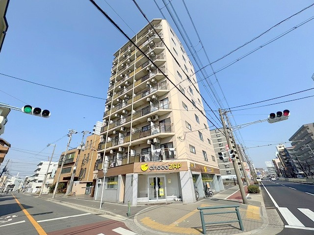 マンションセレーネの外観