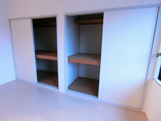 コートビレッジ苅原の収納