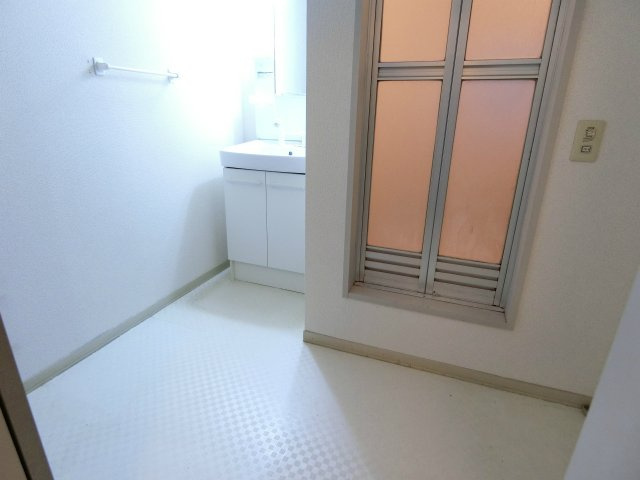 コートビレッジ苅原の洗面所