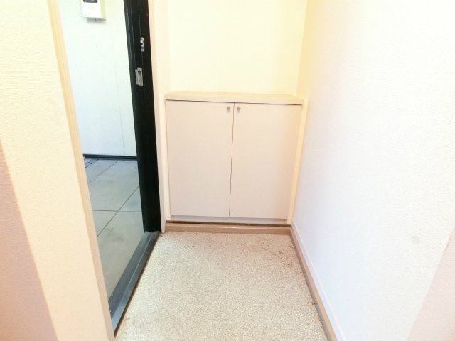 コートビレッジ苅原の玄関
