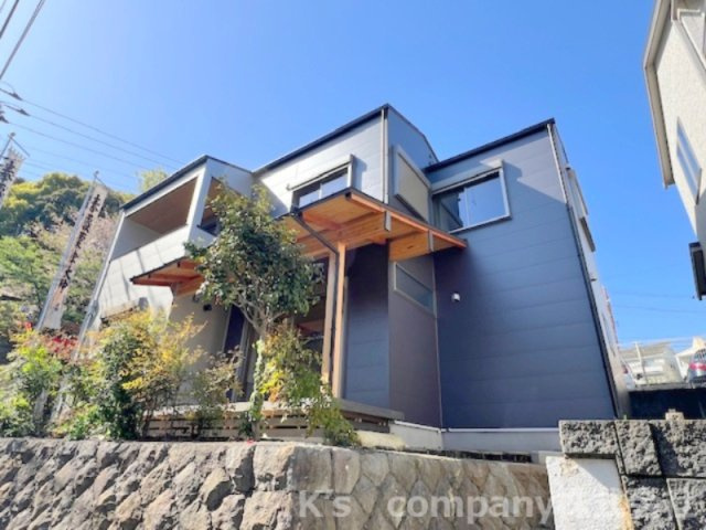 ■平塚市出縄　新築戸建●