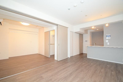 【居間・リビング】 | ステージグランデ台東根岸アジールコート | 居間です