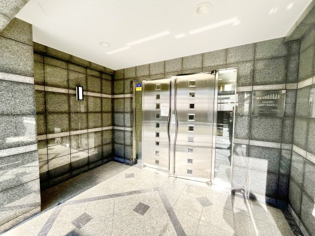 ACT HILLS KANAMACHIのエントランス