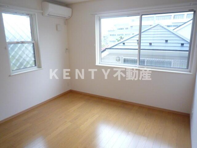 【居間・リビング】 | デザインコート旗の台 | リビングです