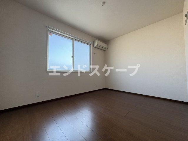 アロッジオ城川の居間・リビング|高崎、前橋、伊勢崎エリアのお部屋探しはエンドスケープまで！お客様の理想お聞かせ下さい♪