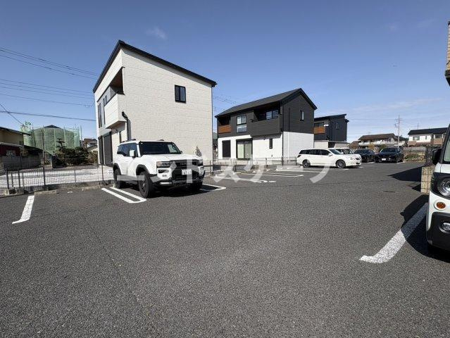 アロッジオ城川の駐車場|高崎、前橋、伊勢崎エリアのお部屋探しはエンドスケープまで！お客様の理想お聞かせ下さい♪