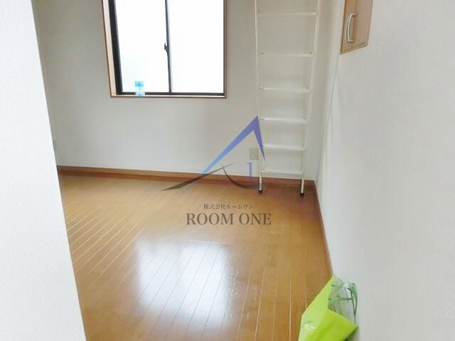 ラウム・アイの居間・リビング|洋室のお部屋です。