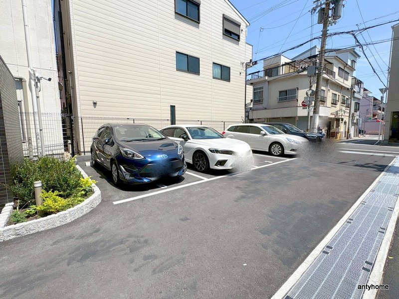 プレサンス天王寺ヴィヴァン　仲介手数料無料の駐車場