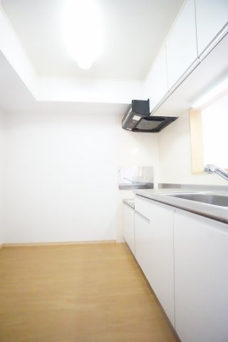 【キッチン】 | シンパシーイースト | ※同物件・同タイプの写真です。