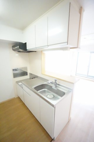 【キッチン】 | シンパシーイースト | ※同物件・同タイプの写真です。