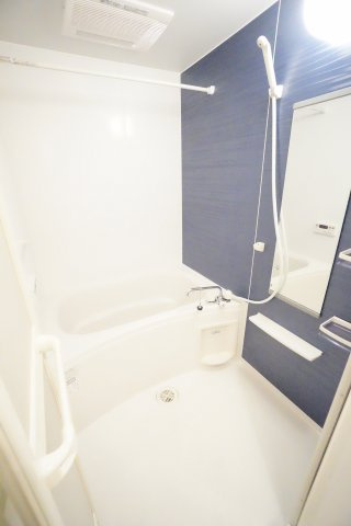 【浴室】 | シンパシーイースト | ※同物件・同タイプの写真です。