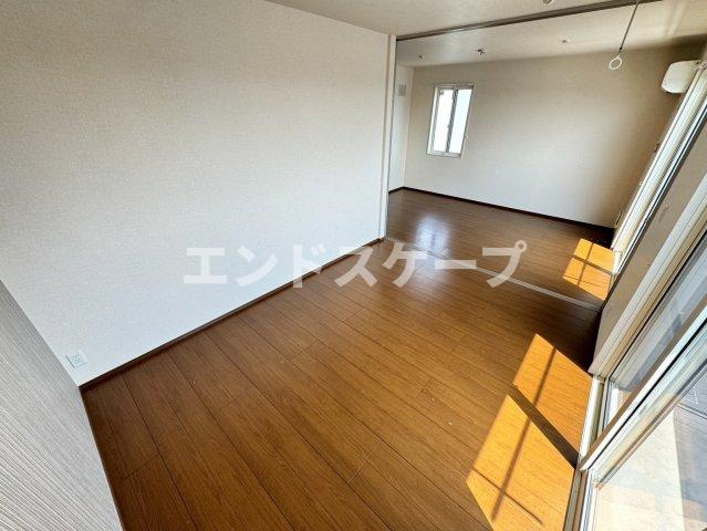 エスポワール明神の居間・リビング|高崎、前橋、伊勢崎エリアのお部屋探しはエンドスケープまで！お客様の理想お聞かせ下さい♪