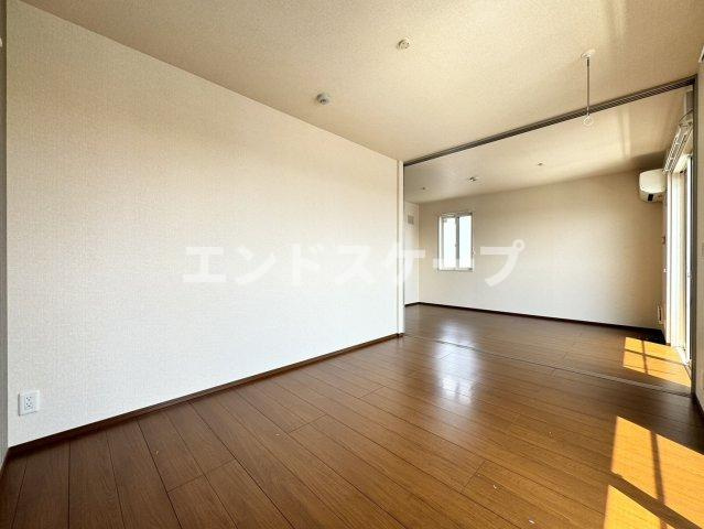 エスポワール明神の居間・リビング|高崎、前橋、伊勢崎エリアのお部屋探しはエンドスケープまで！お客様の理想お聞かせ下さい♪