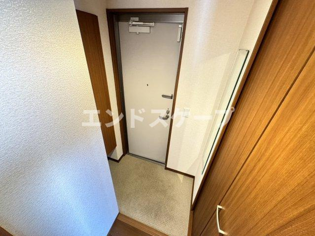 エスポワール明神の玄関|高崎、前橋、伊勢崎エリアのお部屋探しはエンドスケープまで！お客様の理想お聞かせ下さい♪