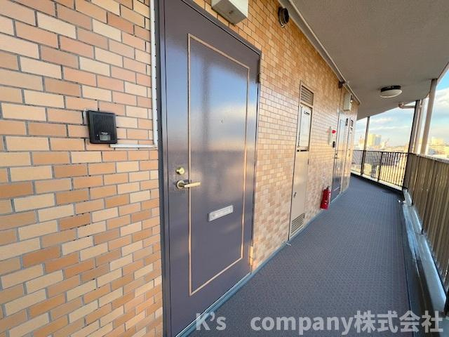 ■海老名市中新田　ライオンズマンション厚木駅前の玄関|玄関周辺スペース◇