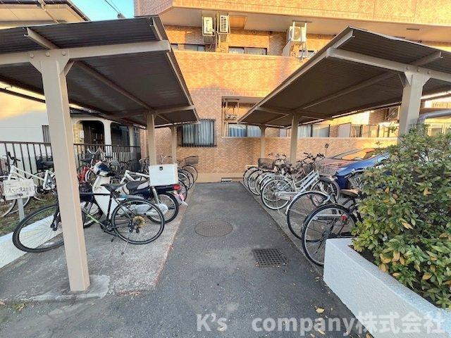 ■海老名市中新田　ライオンズマンション厚木駅前の駐輪場|駐輪スペース◇