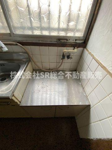 布市町2丁目中古テラスハウスのキッチン|お好きなコンロ置けます！